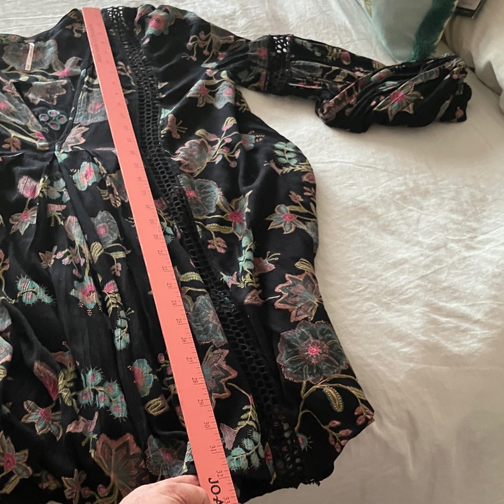 Free People Black Floral Top - Picture 7 of 11